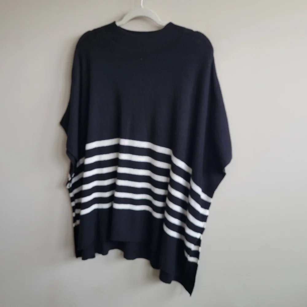 J.Crew Pullover Stripe Poncho Black /‎ White